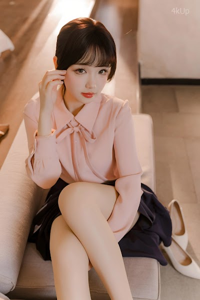 Coser@雪晴Astra 肉丝通勤OL