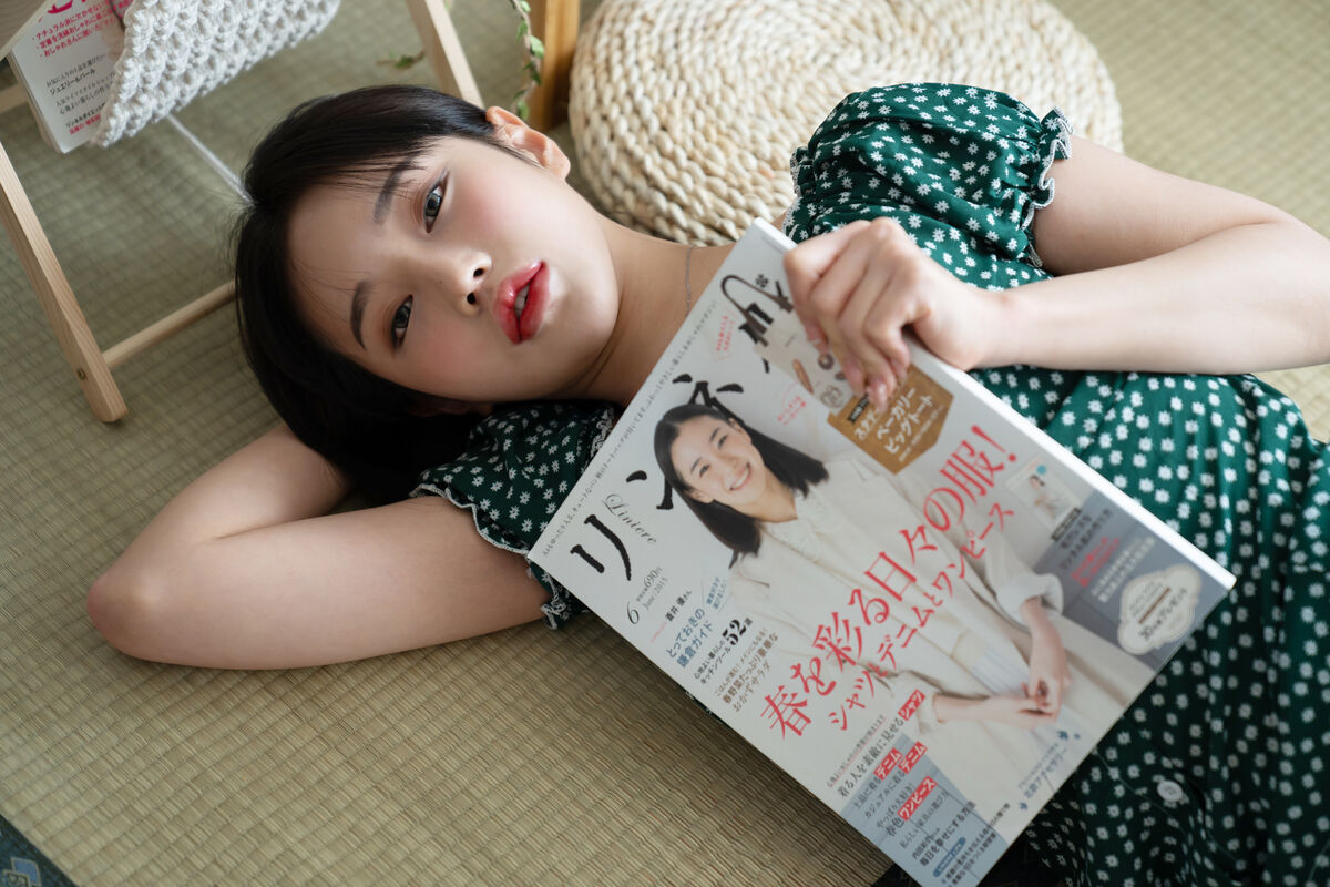 Leeae 이아이 – Hot Vacation (32P)
