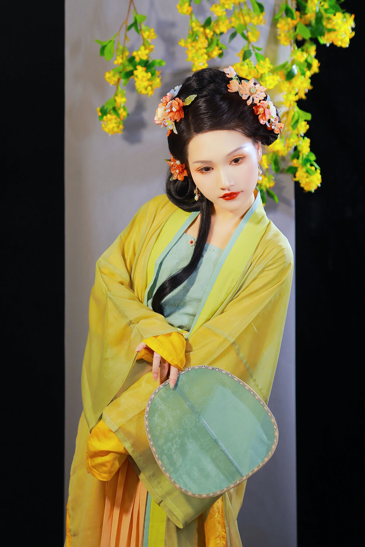 YiTuYu艺图语 Vol.8384 焚香小也 (23P)