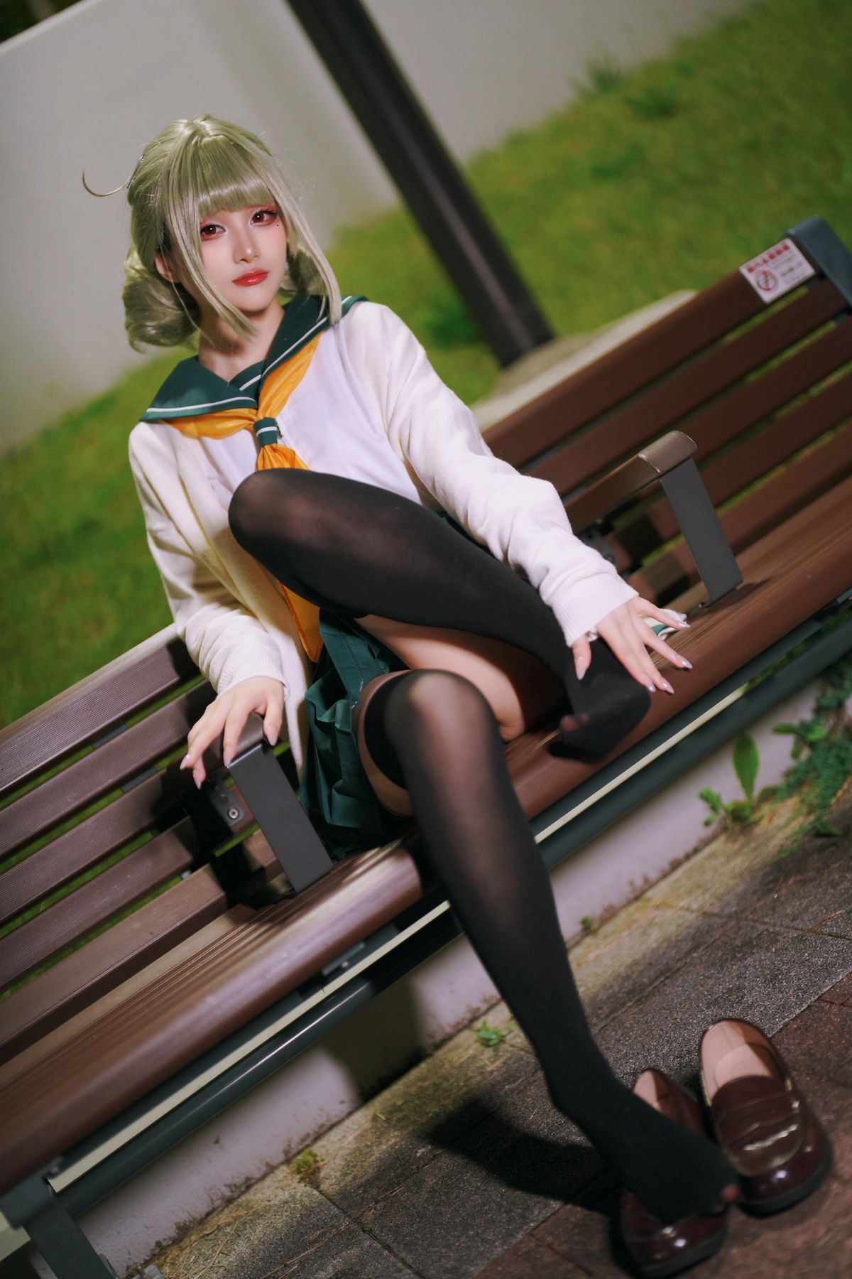 Cosplay 幼愛Youmeko – 小琪舞JK工作服