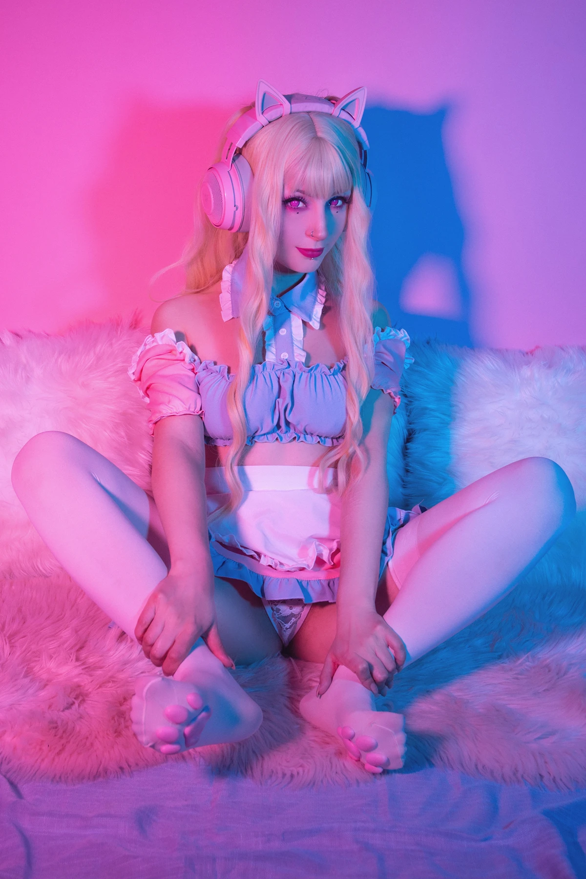 Cosplay Shiro Kitsune – 粉红女佣 Pink Maid