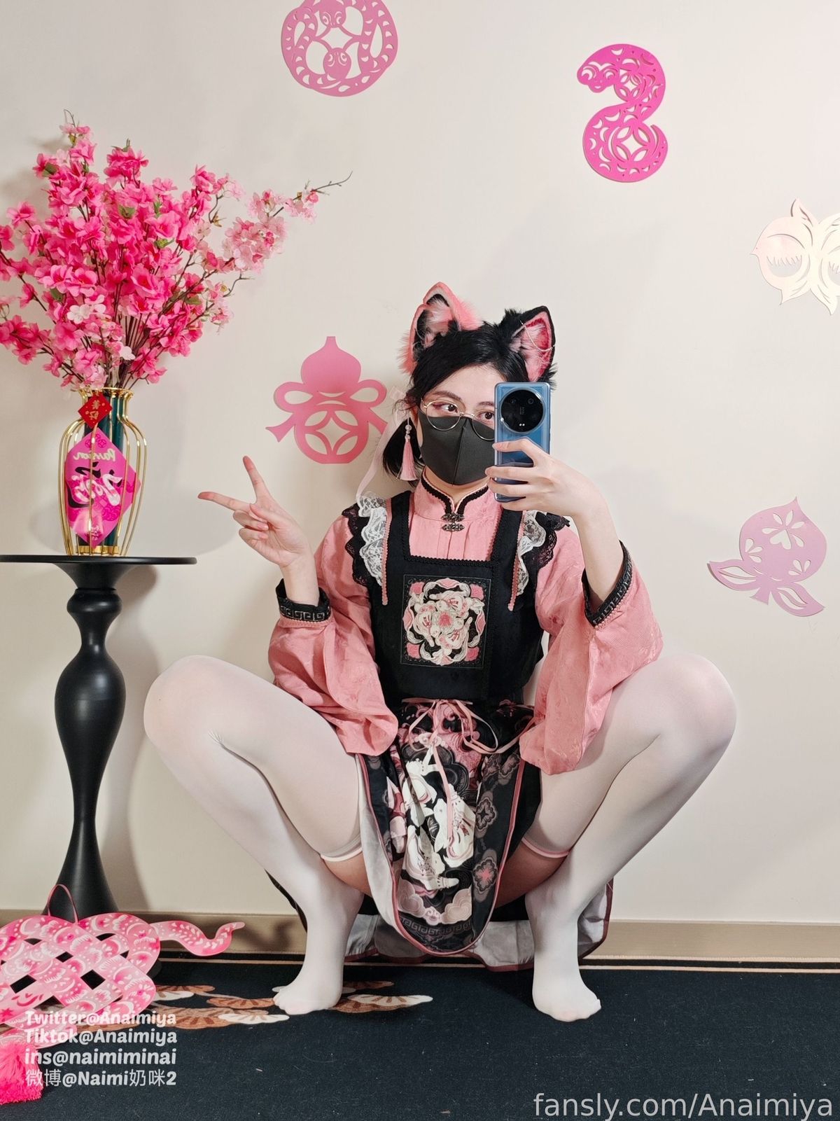 Coser@Anaimiya奶咪 – OnlyFan 2025年2月新作 春在枝头桃花已盛 (24P – 1V)