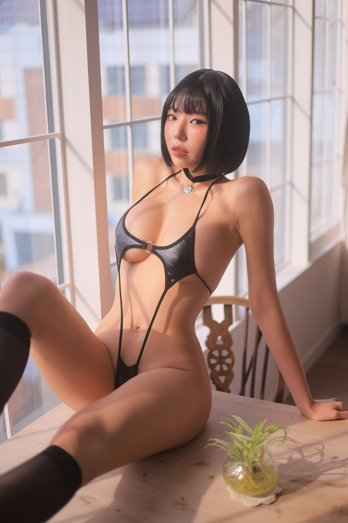 Dongeuran 동그란, PhotoBook 「Matilda」 Set.02