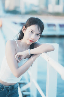 SiS Magazine P4
