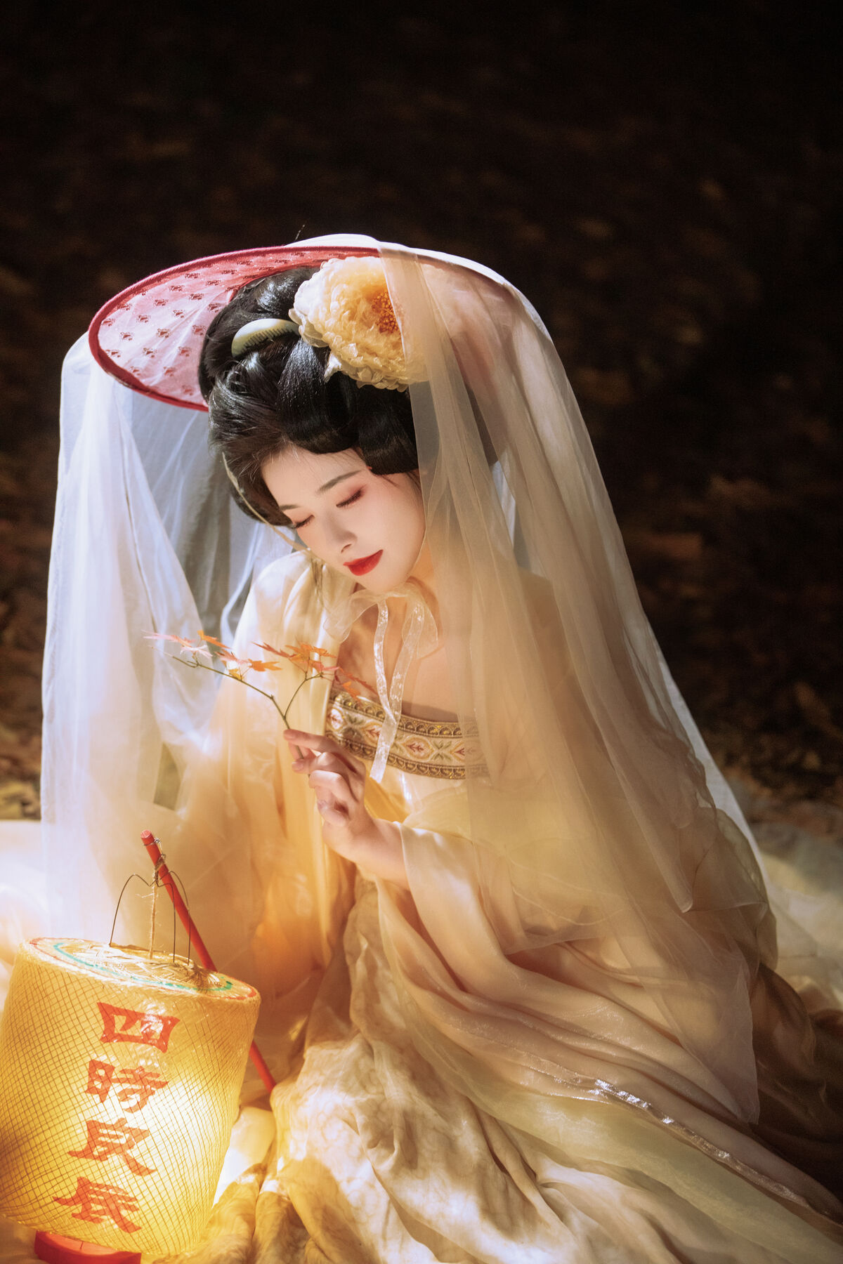 YiTuYu艺图语 Vol.8418 恬恬圈圈 (26P)