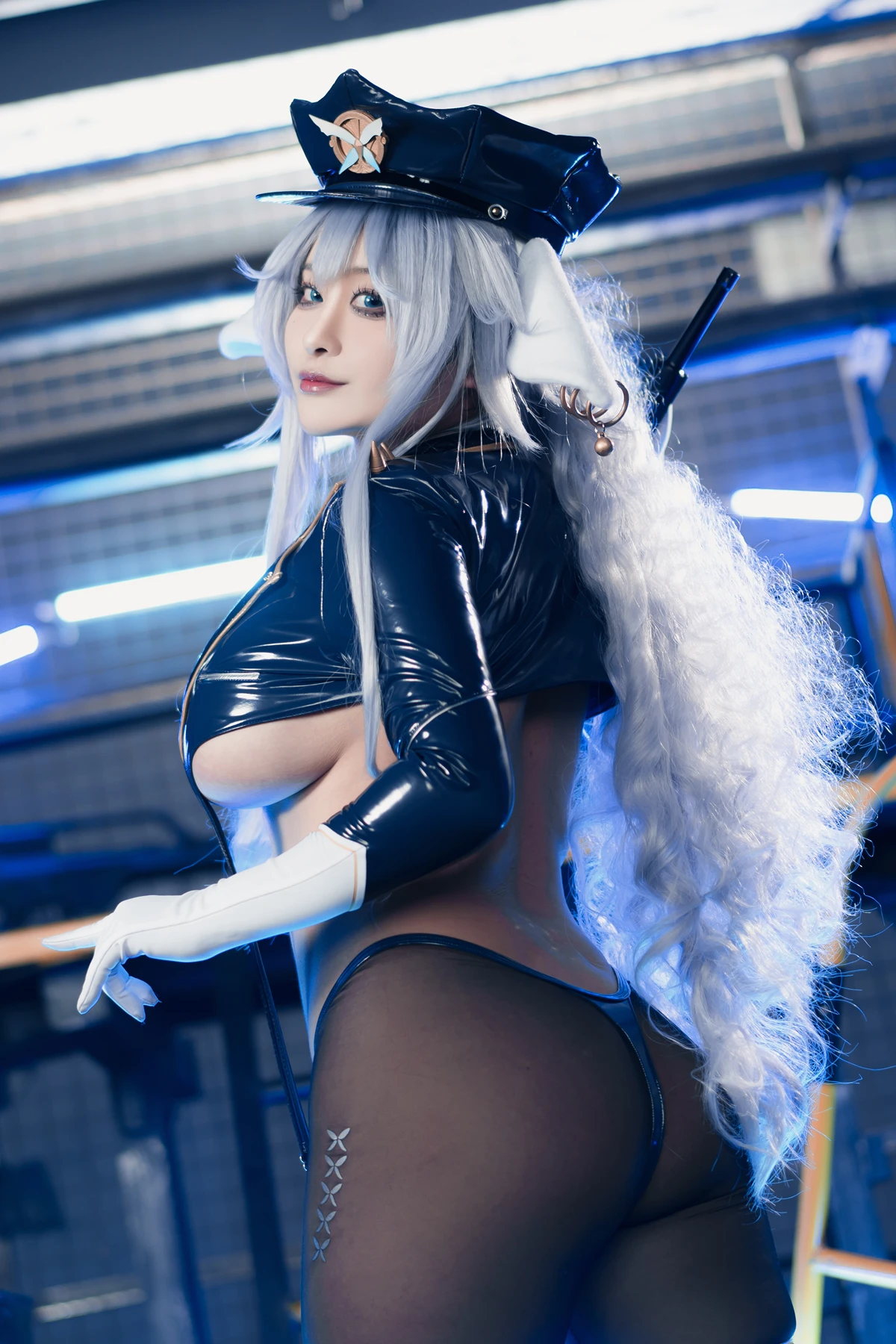 Cosplay 洛璃LoLiSAMA – 信浓女警 Set.01(41P)
