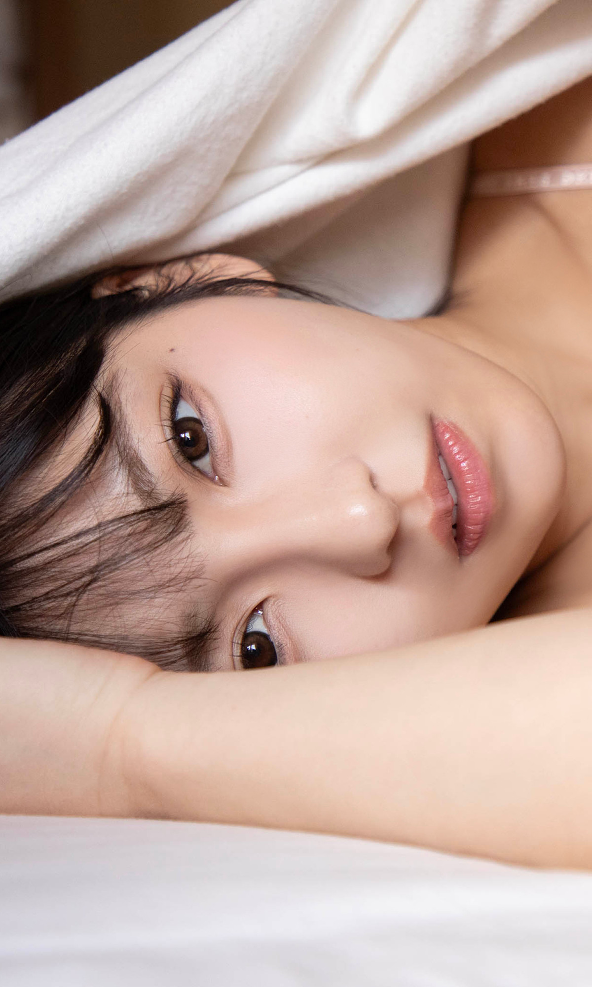 Toumi 十味, 週プレ Photo Book 「キミと春らんまん」 Set.01