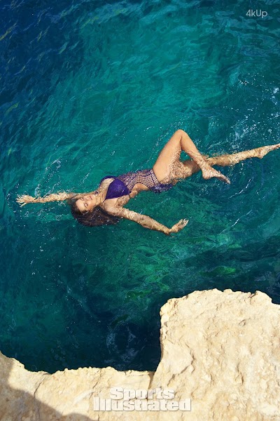 Robyn Lawley 2016 Malta