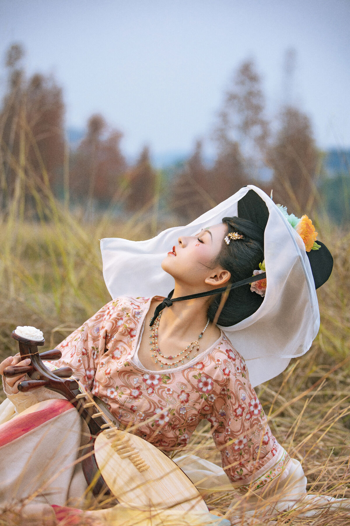 YiTuYu艺图语 Vol.8411 小y今天也很开心 (36P)