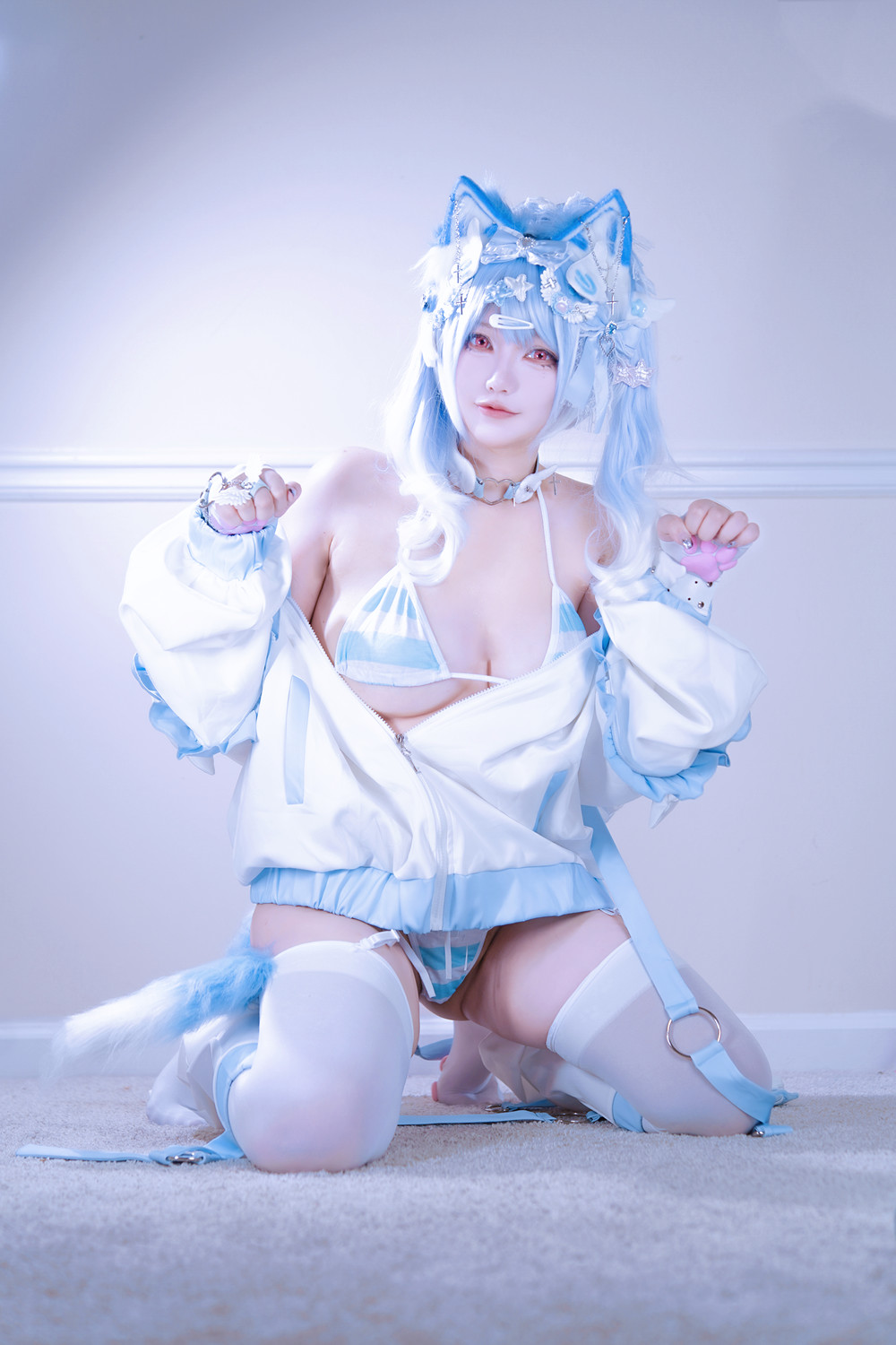 Cosplay 狐洛洛子 – 水色猫猫头