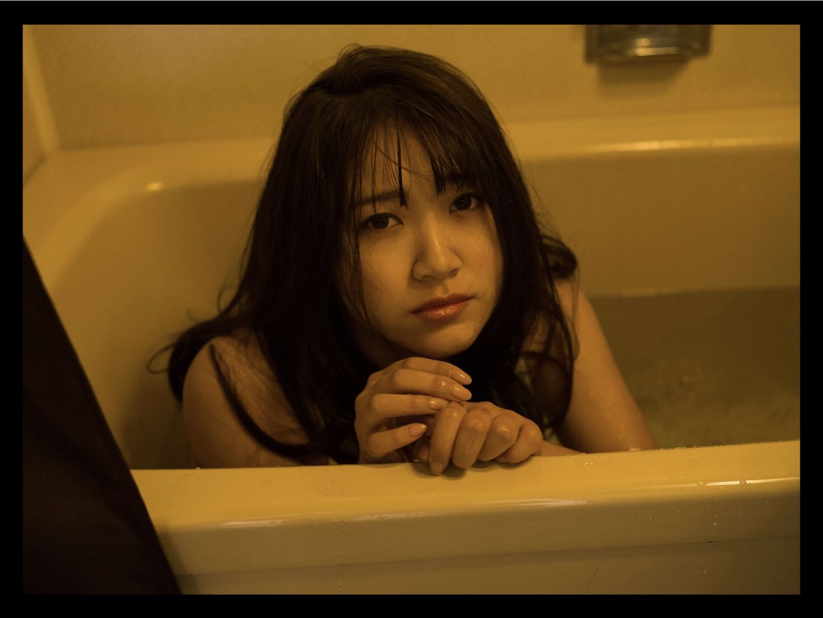 JP Himesaki Hana 姫咲はな – 光の差す方角へ (84P)