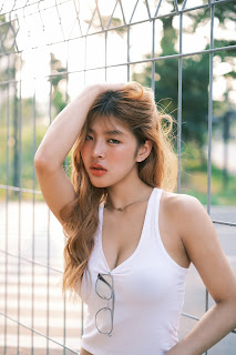 SiS Magazine P4