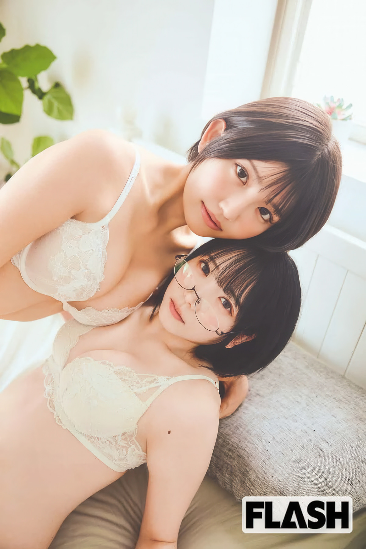 Ami Minami 南あみ, Sui Utatane うたたね翠, FLASH 2025.08.05 (フラッシュ 2025年8月5日号)