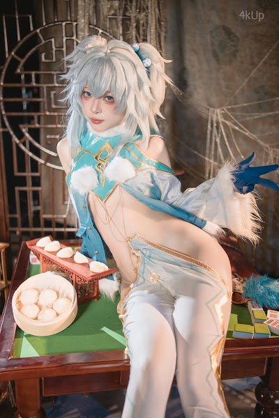 Coser@矢量鱼 少女前线云图计划 芙洛伦
