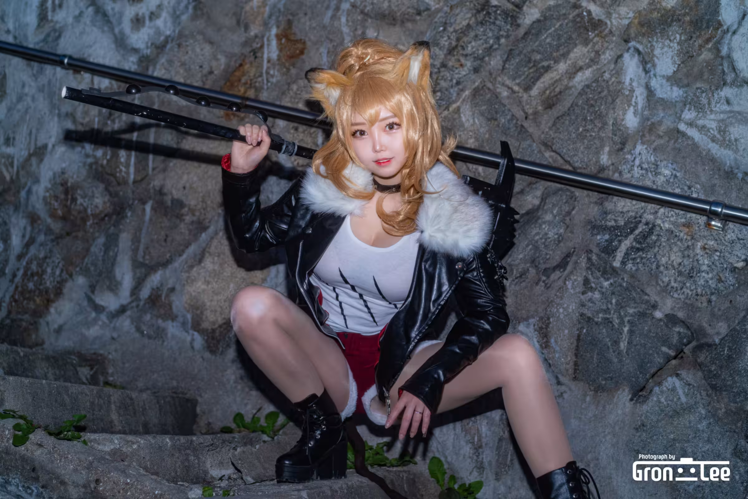 Euna __- 33（22p）