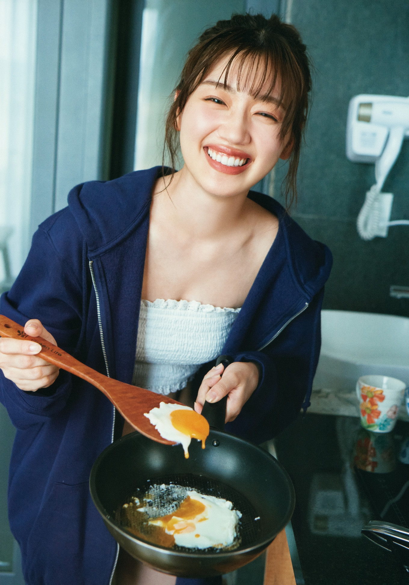 Mirei Sasaki 佐々木美玲, 1st写真集 「陽射しのパレード」 Set.01