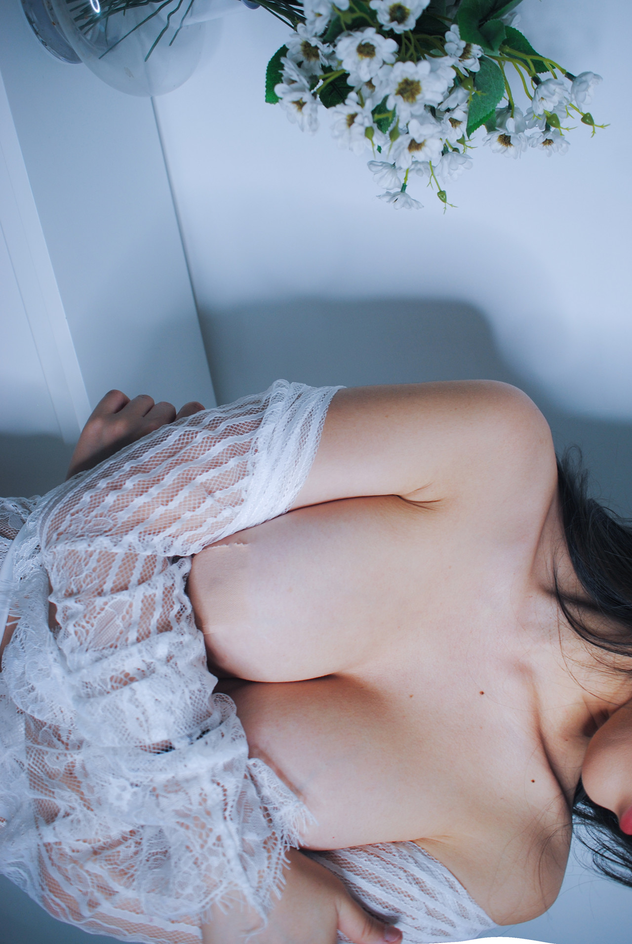 Hanna 한나, Photobook ‘White’(45P)