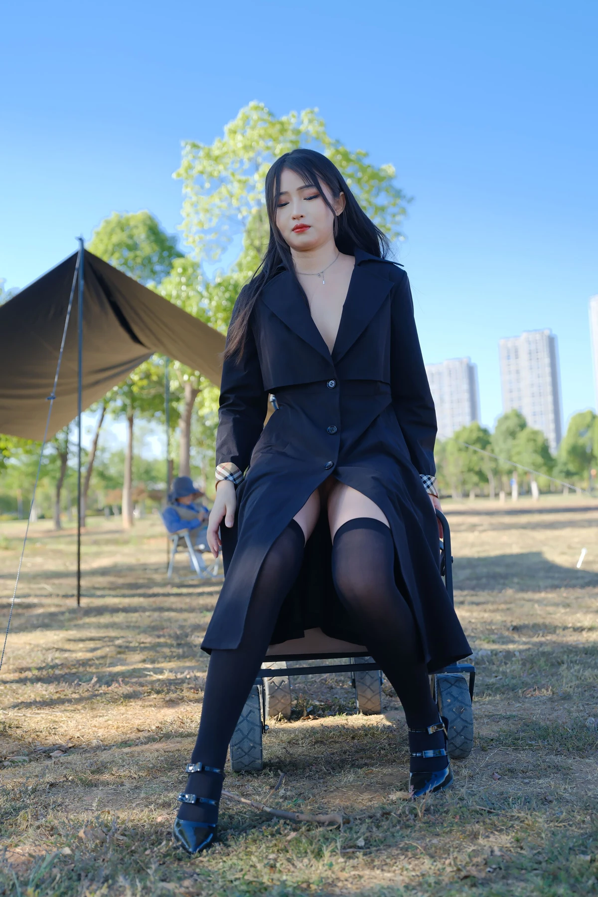 小泽 – 黑丝御姐 户外露出 Set.02
