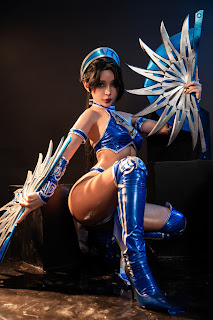 Coser@UmekoJ – Cosplay Kitana Mortal Kombat