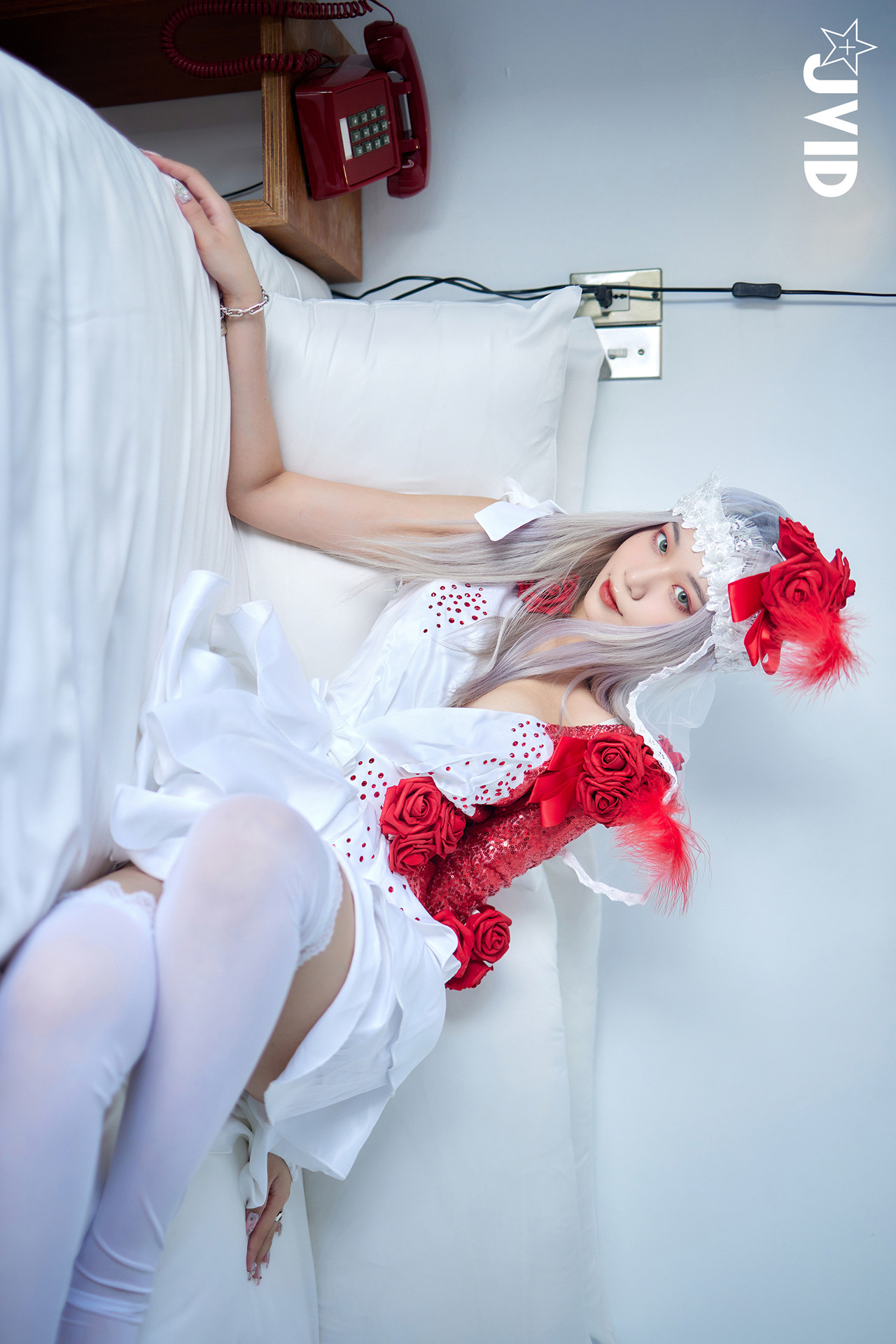 JVID Verna 「萬聖節鬼魅之月」 第五人格調香師Verna性感解密 隱藏版影片 Set.02(51P)