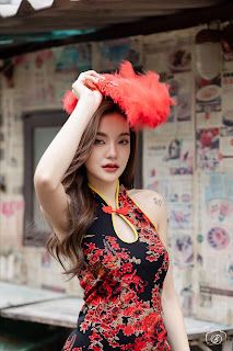 SiS Magazine P4