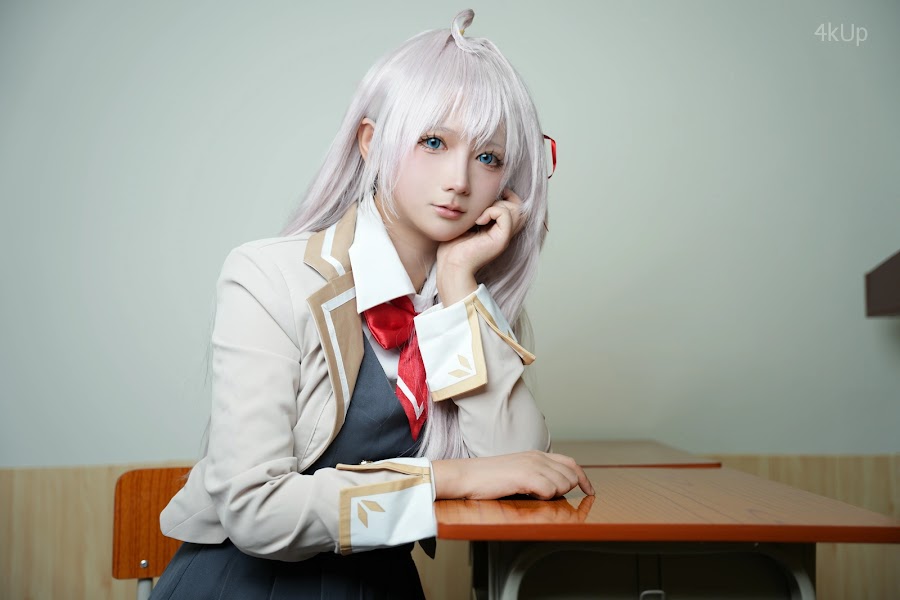 Coser@喜欢爱理吗 不时以俄语轻声遮羞的邻座艾莉同学
