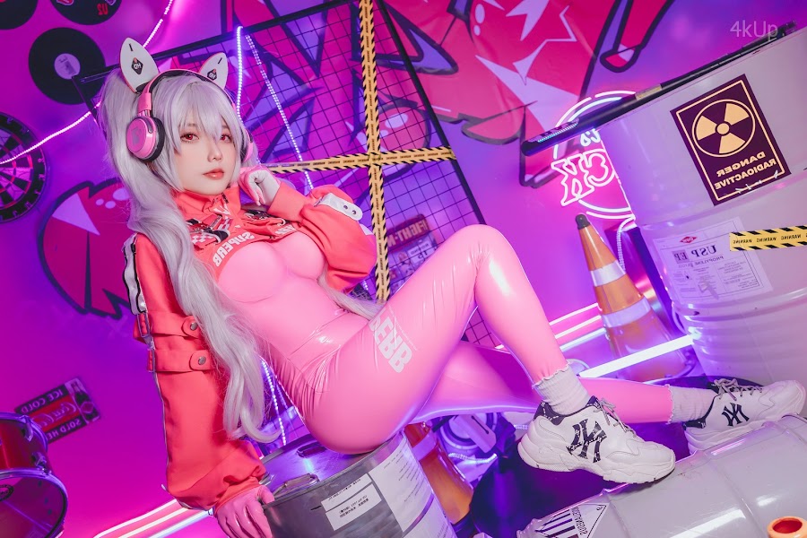Coser@Messie Huang Alice (Nikke)