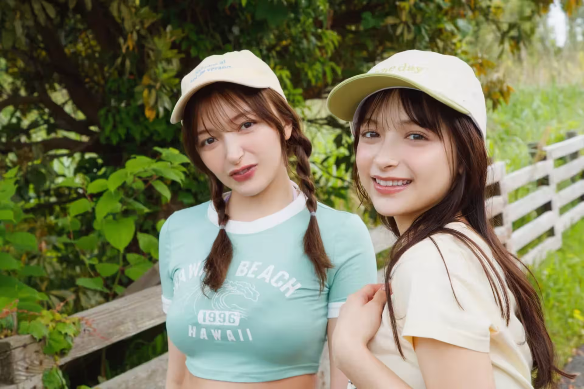 Erimari姐妹Erika和Momose Marina完全未發行的100剪和電影2（37p）