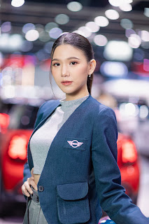 SiS Magazine P2