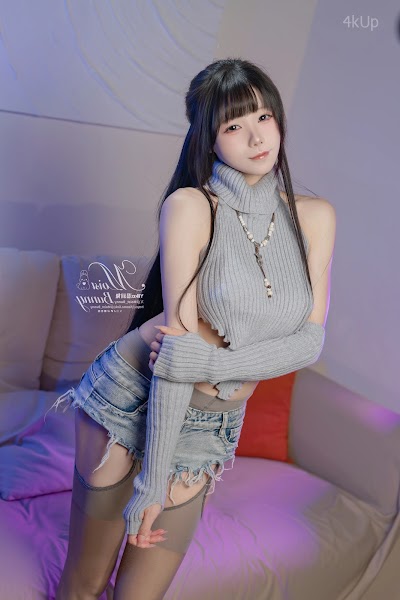 Coser@黏黏团子兔 陪玩少女