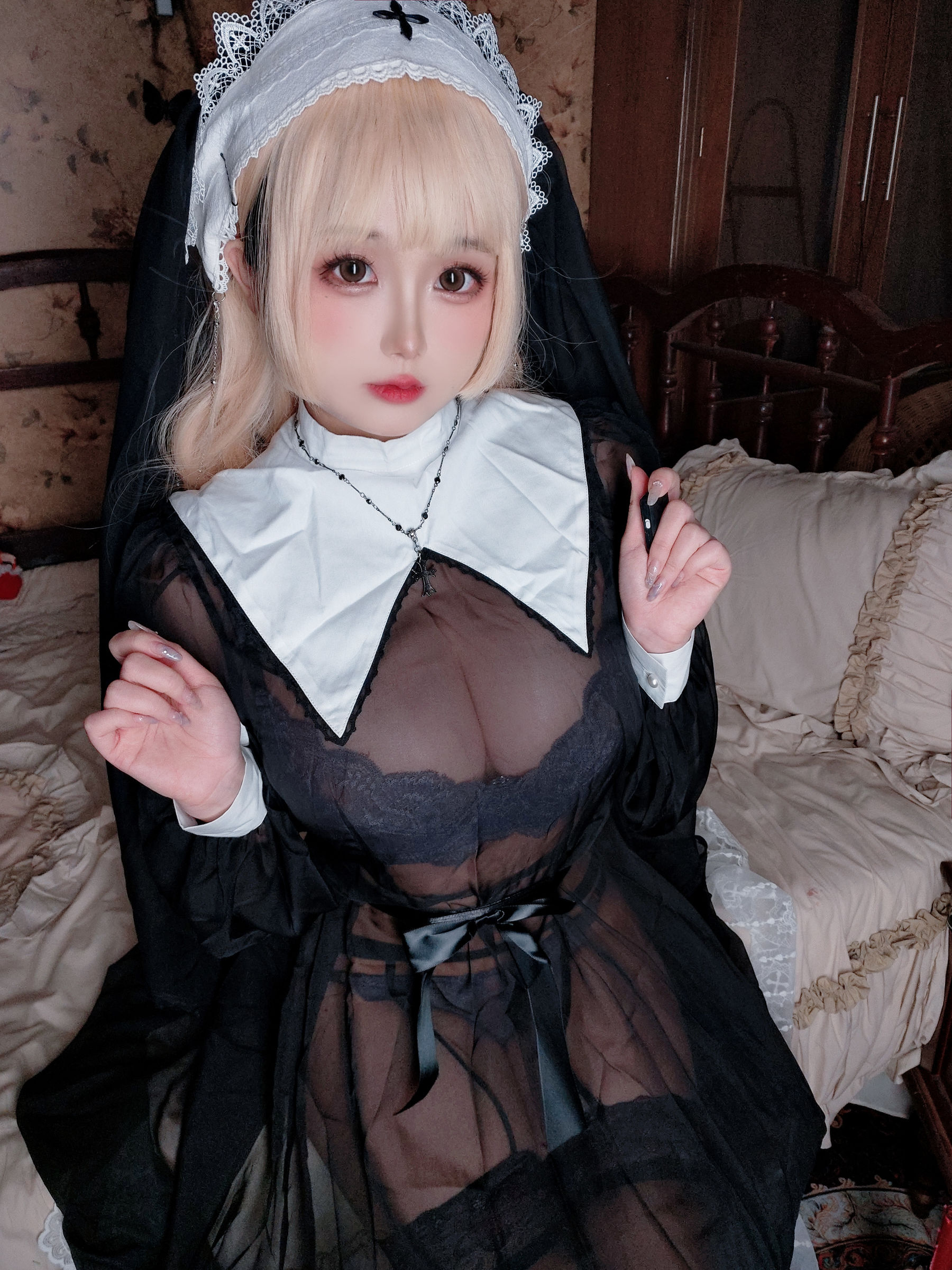 Cosplay日奈娇 - 禁忌修女