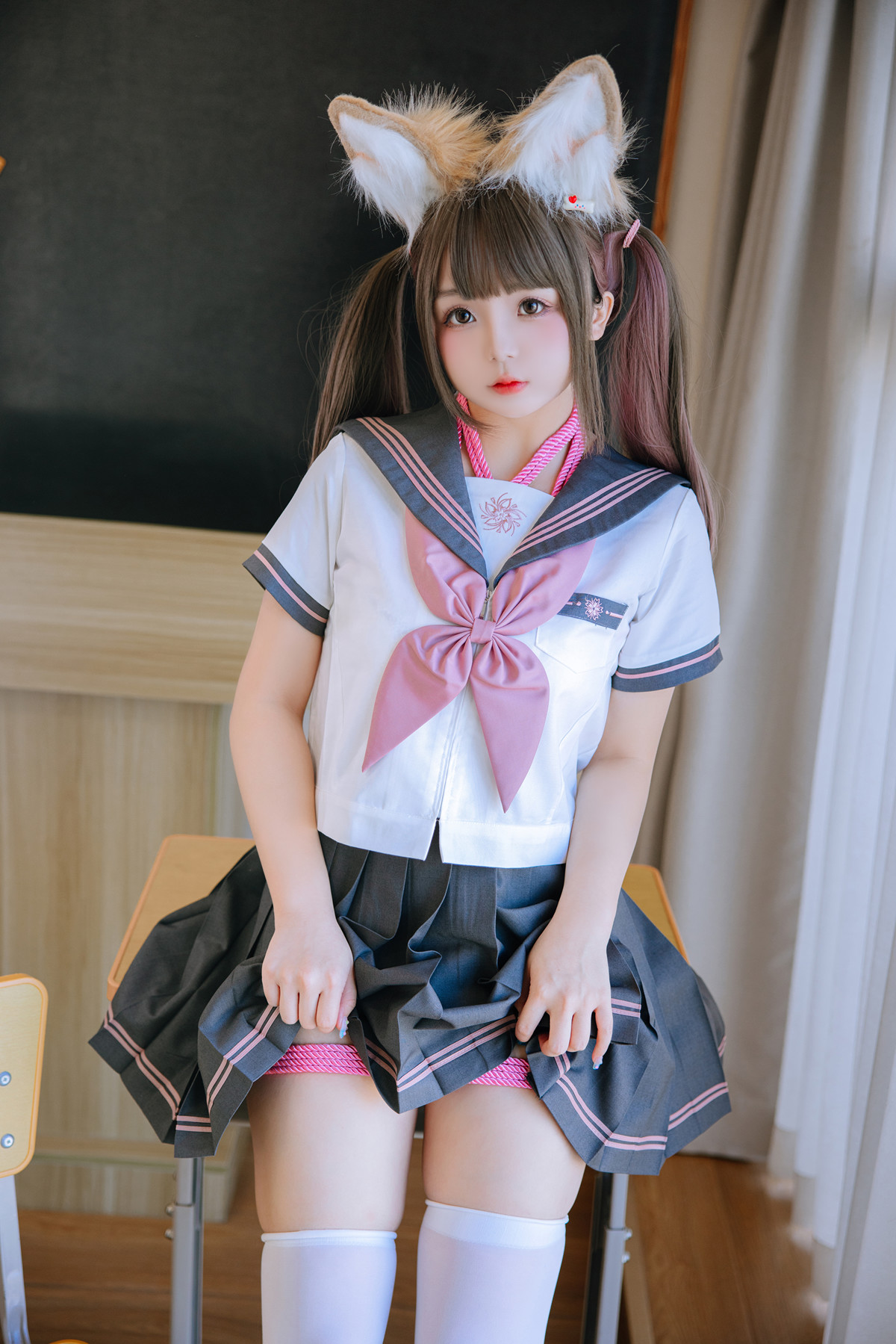 Cosplay Rinaijiao日奈娇 课桌捆绑 Set.01(60P)
