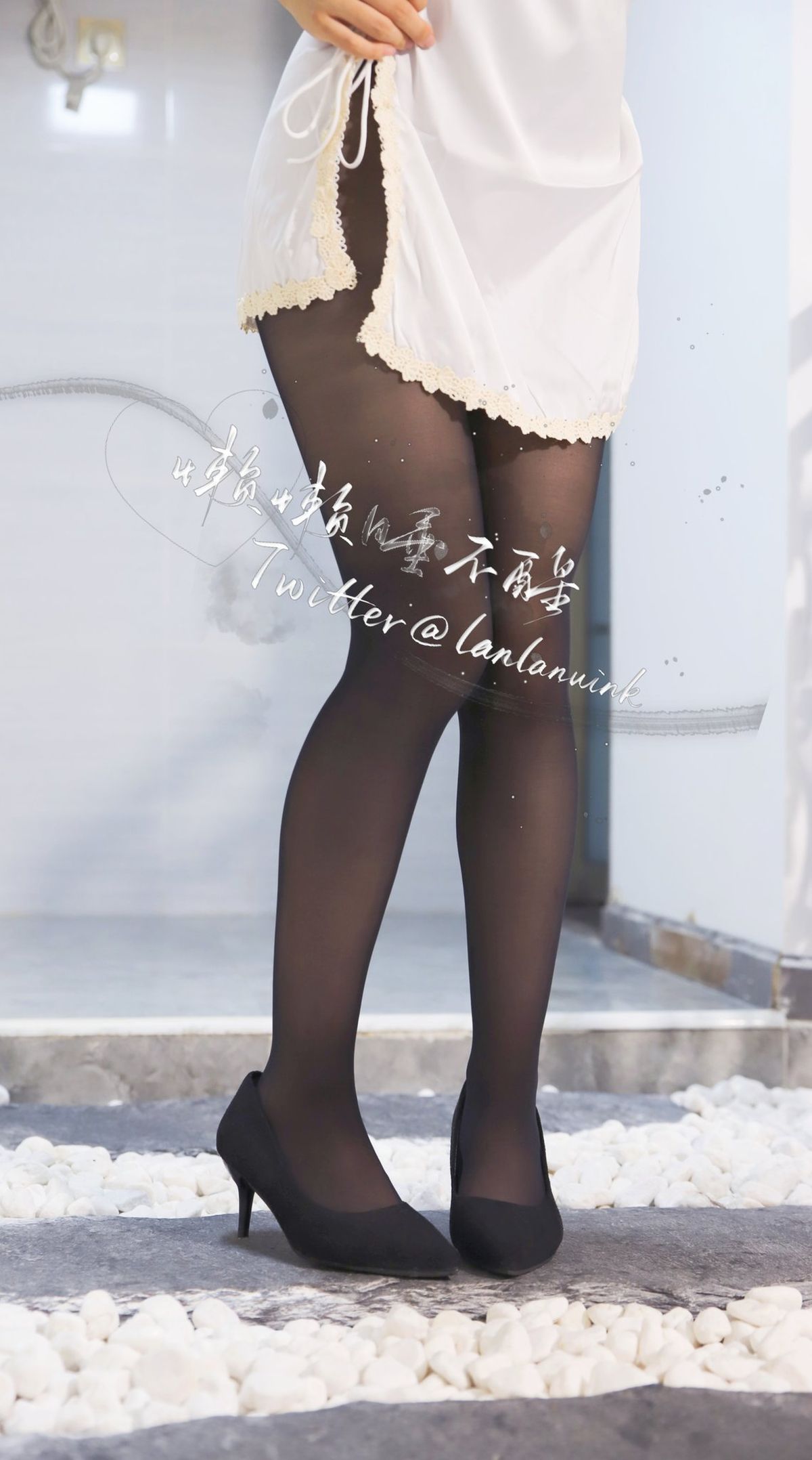 Coser@懒懒睡不醒 – 和闺蜜一起弹力摇 Part2 (46P)