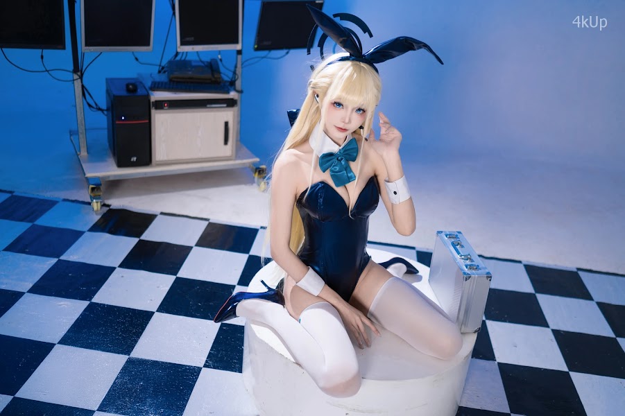 Coser@艾西aiwest 飞鸟马时兔女郎