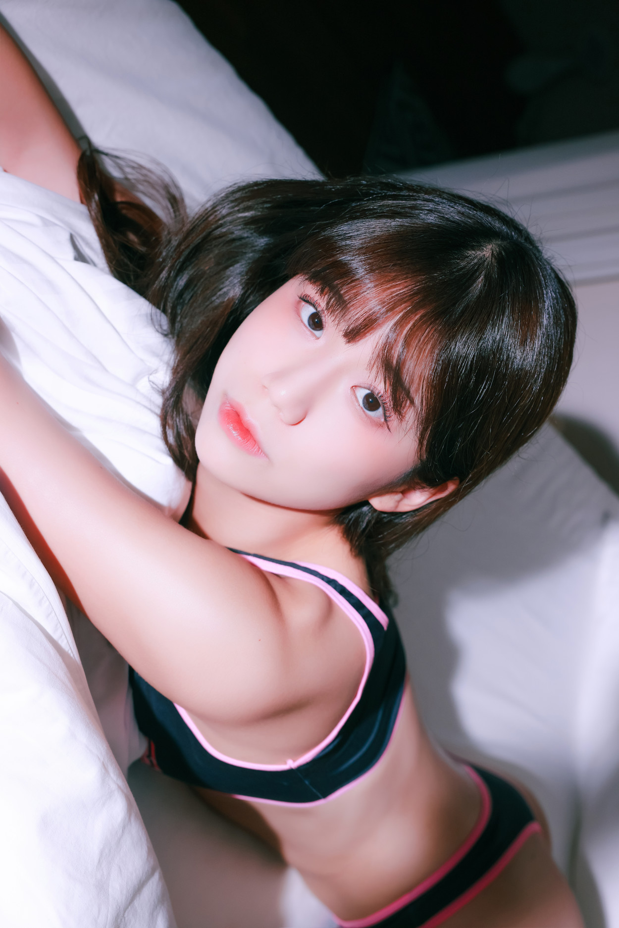 Yui 유이, SWEETBOX SWTB Vol.49 ‘Thru Thru’ Set.01(45P)