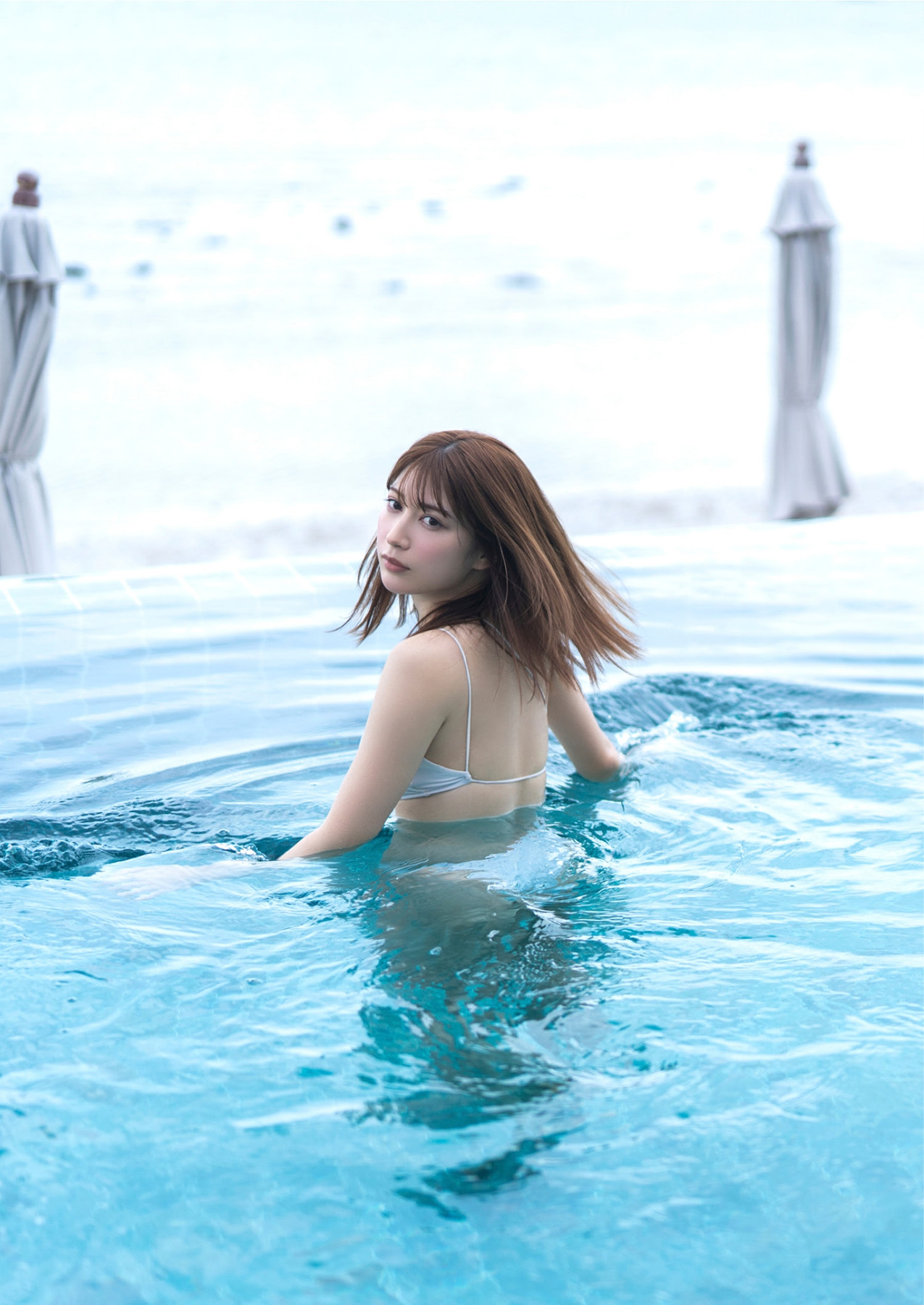 Risa Yukihira 雪平莉左, 写真集 「キミが微笑めば…世界が微笑む！！」 Set.02