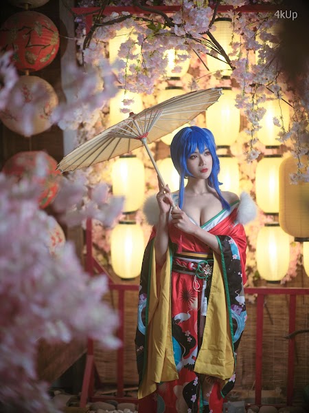 Coser@一米八的大梨子 圣姨和服