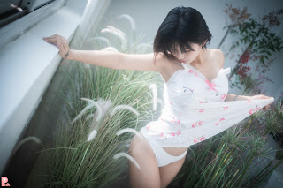 [PINK] U.Hwa (은유화) – Floral