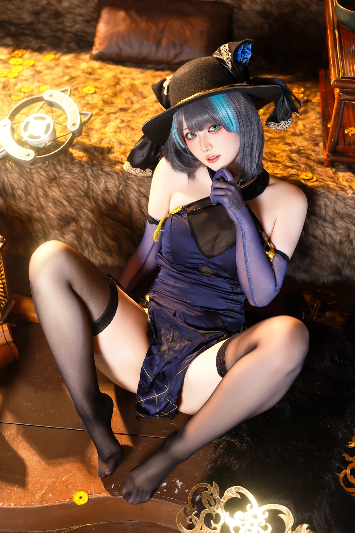 Cosplay 屿鱼 – 金装猫猫头