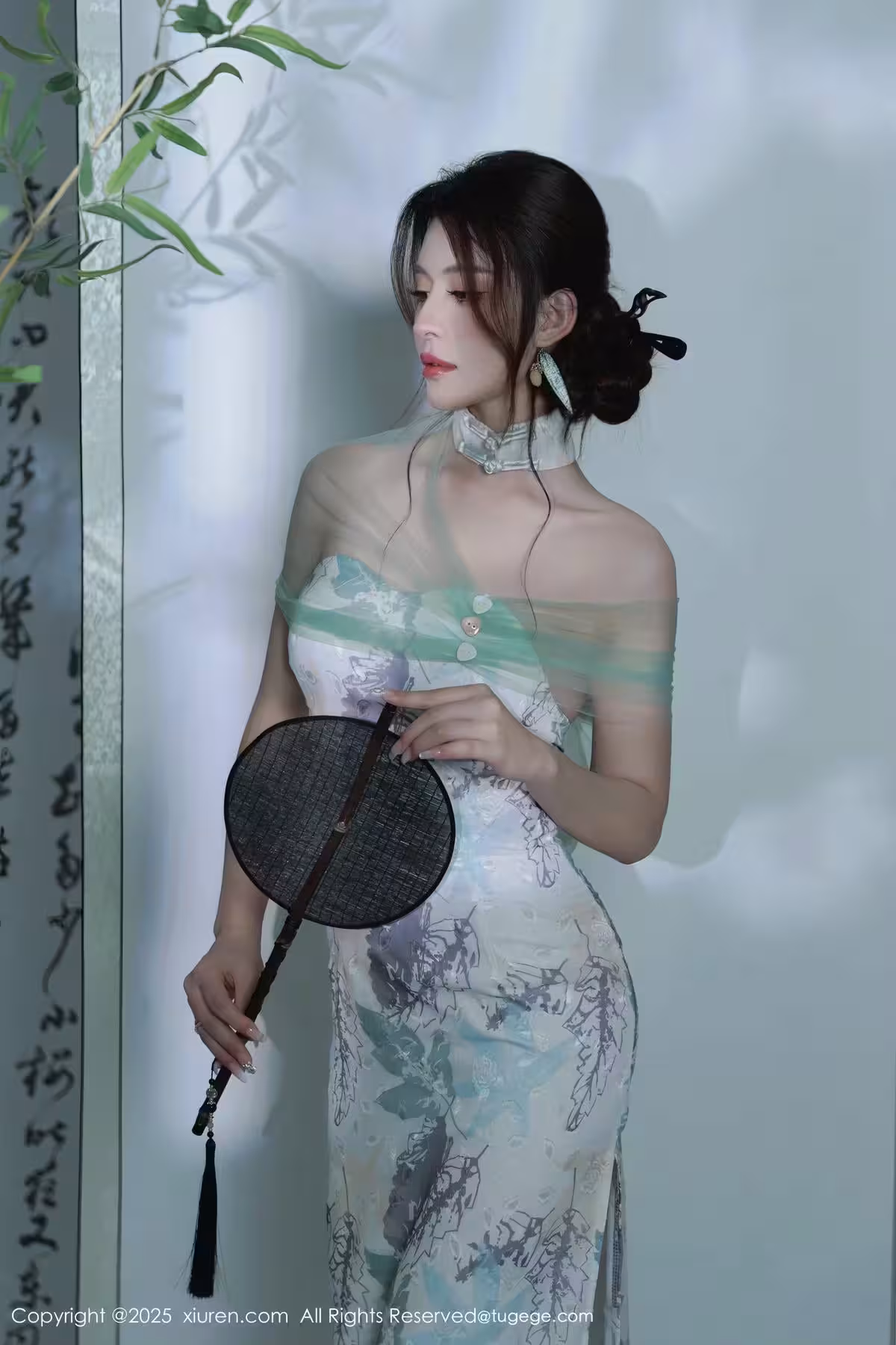 (XIUREN秀人網)2025.08.27 Vol.10694 阿依莎 完整版無水印寫真(83P)