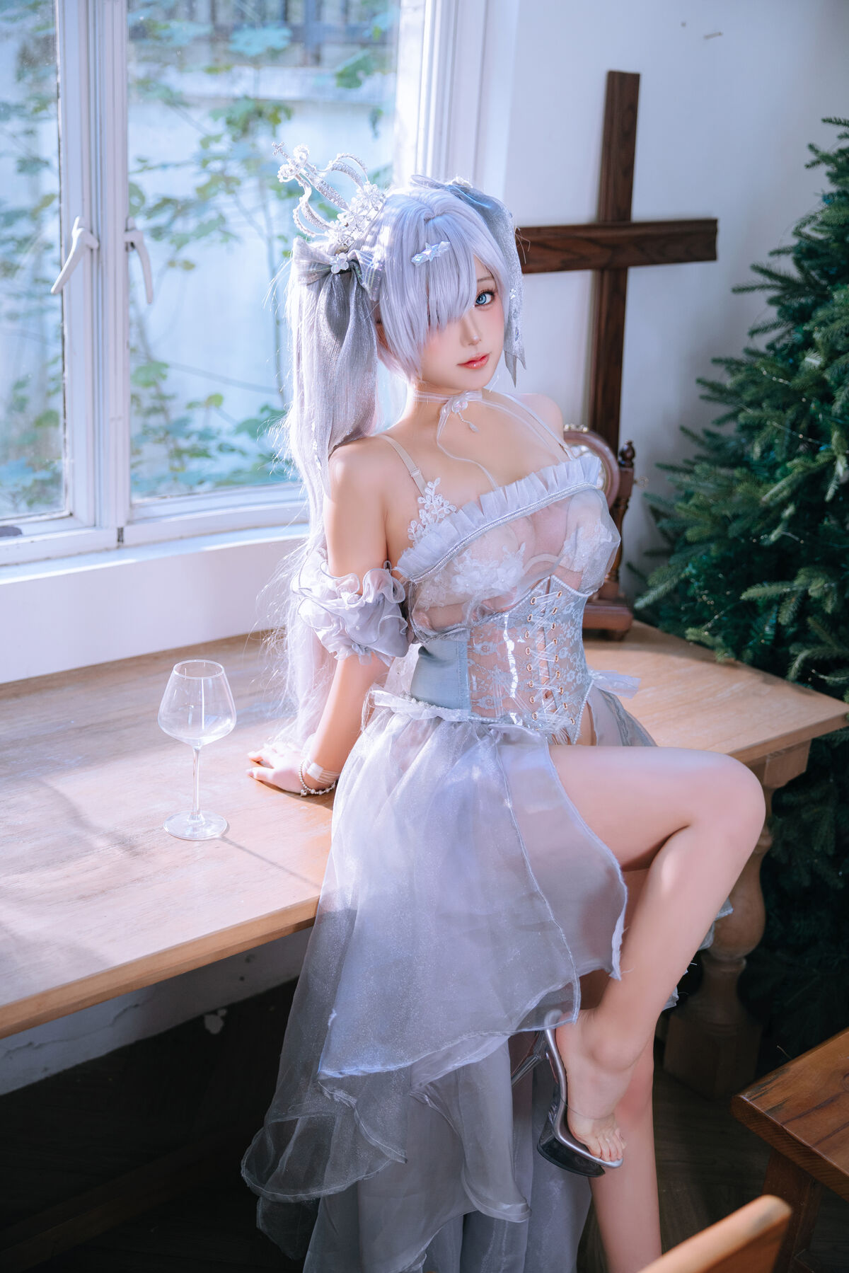 Coser@日奈娇 – 胜利女神 妮姬 灰姑娘 (43P)