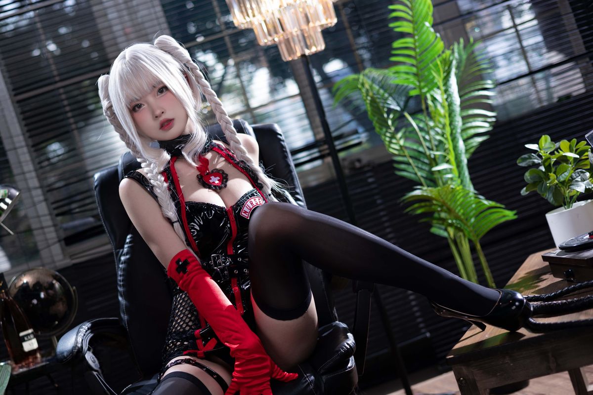 Coser@清水由乃 – 白发护士 (58P – 1V)