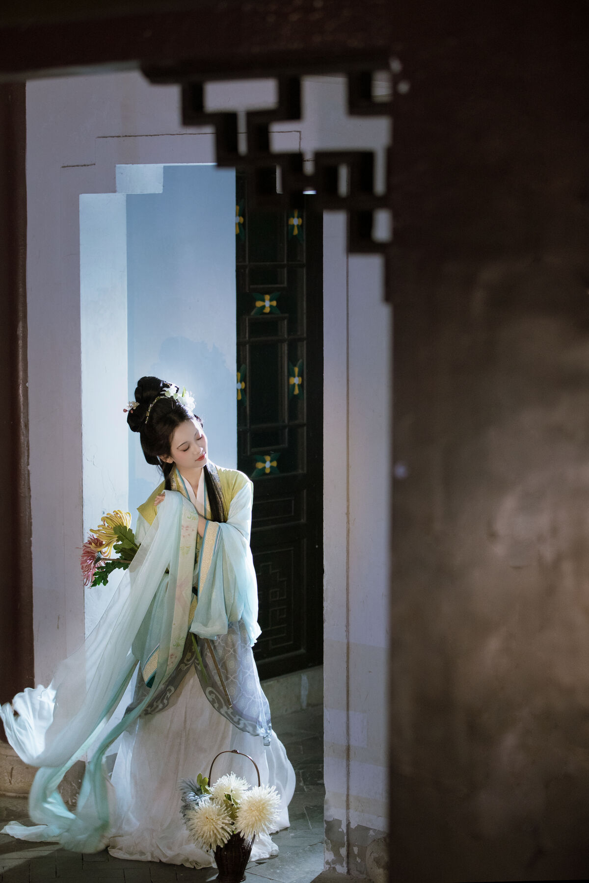YiTuYu艺图语 Vol.8445 就是叫美男啊 (22P)