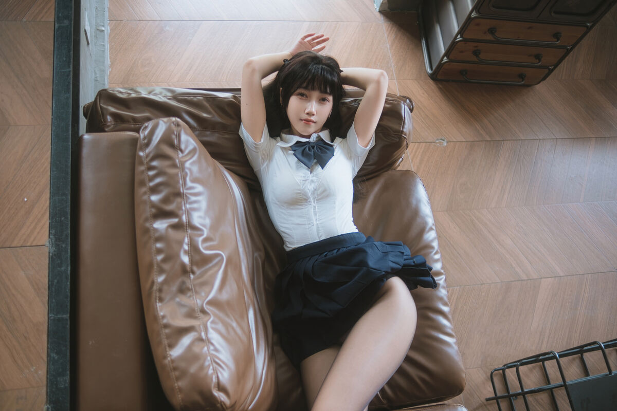 Coser@不呆猫 – JK学妹户外 (60P)