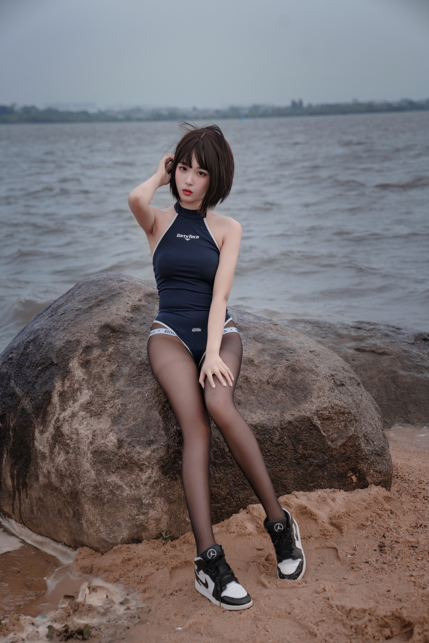 Cosplay 轩萧学姐 沙滩竞泳(50P)