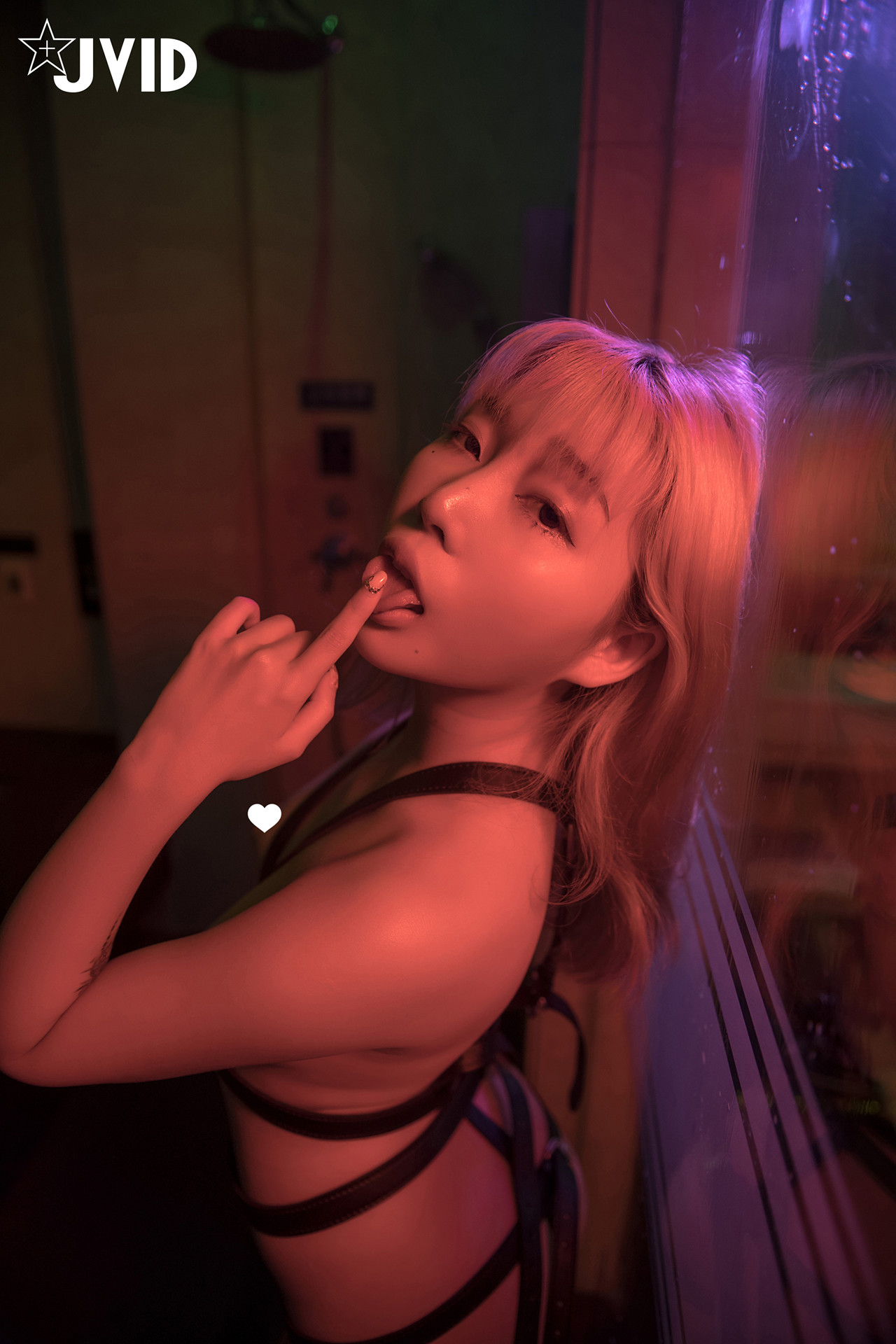 JVID Stacy 摇曳的光影中被束缚的青春美女渐渐的穴湿了等妳来征服 Set.01(26P)