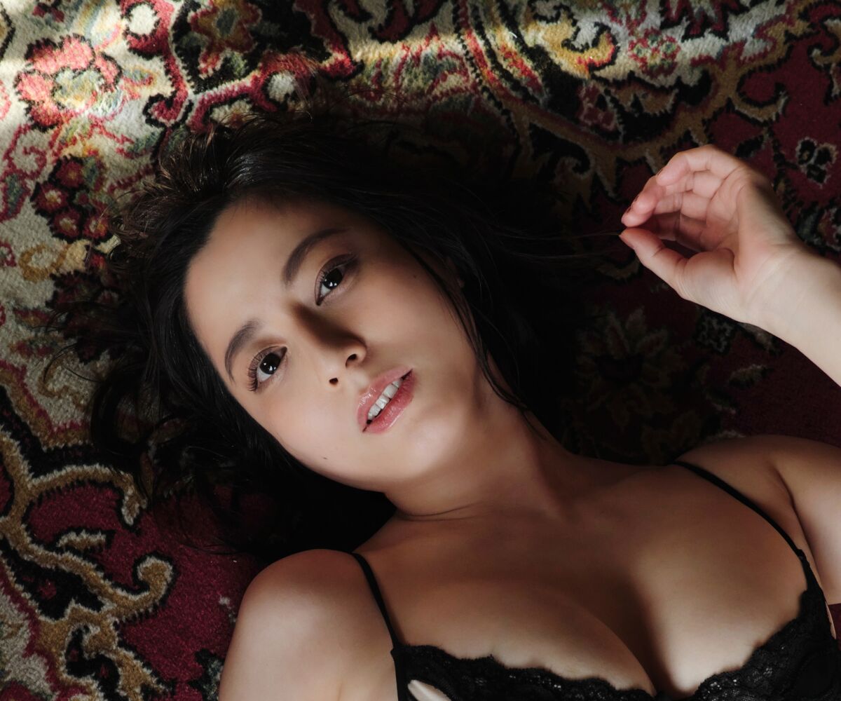 JP Yumi Sugimoto 杉本有美 – 美魔女 (77P – 1V)