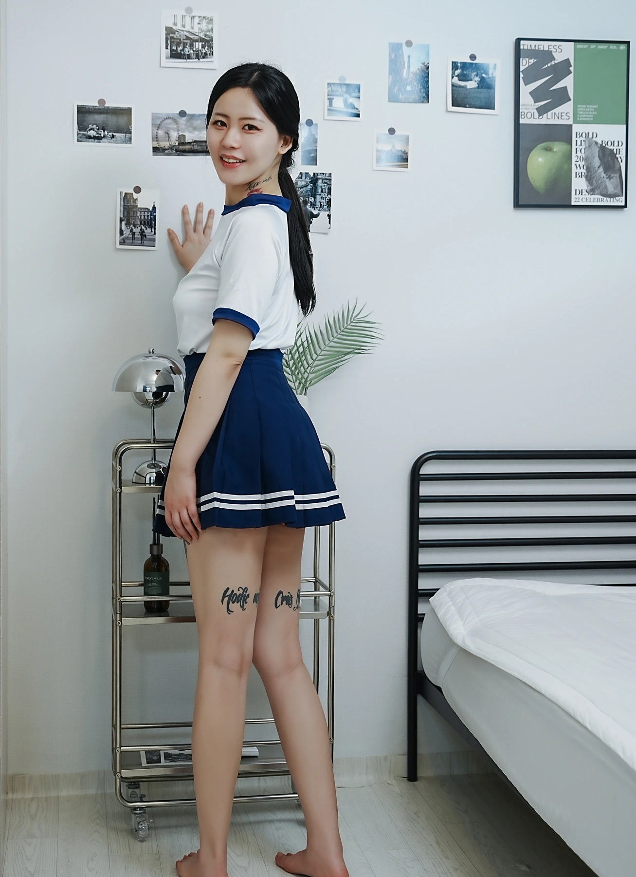 Choi Ri 최리, Photobook Vol.01 「Bloomers」 Set.01
