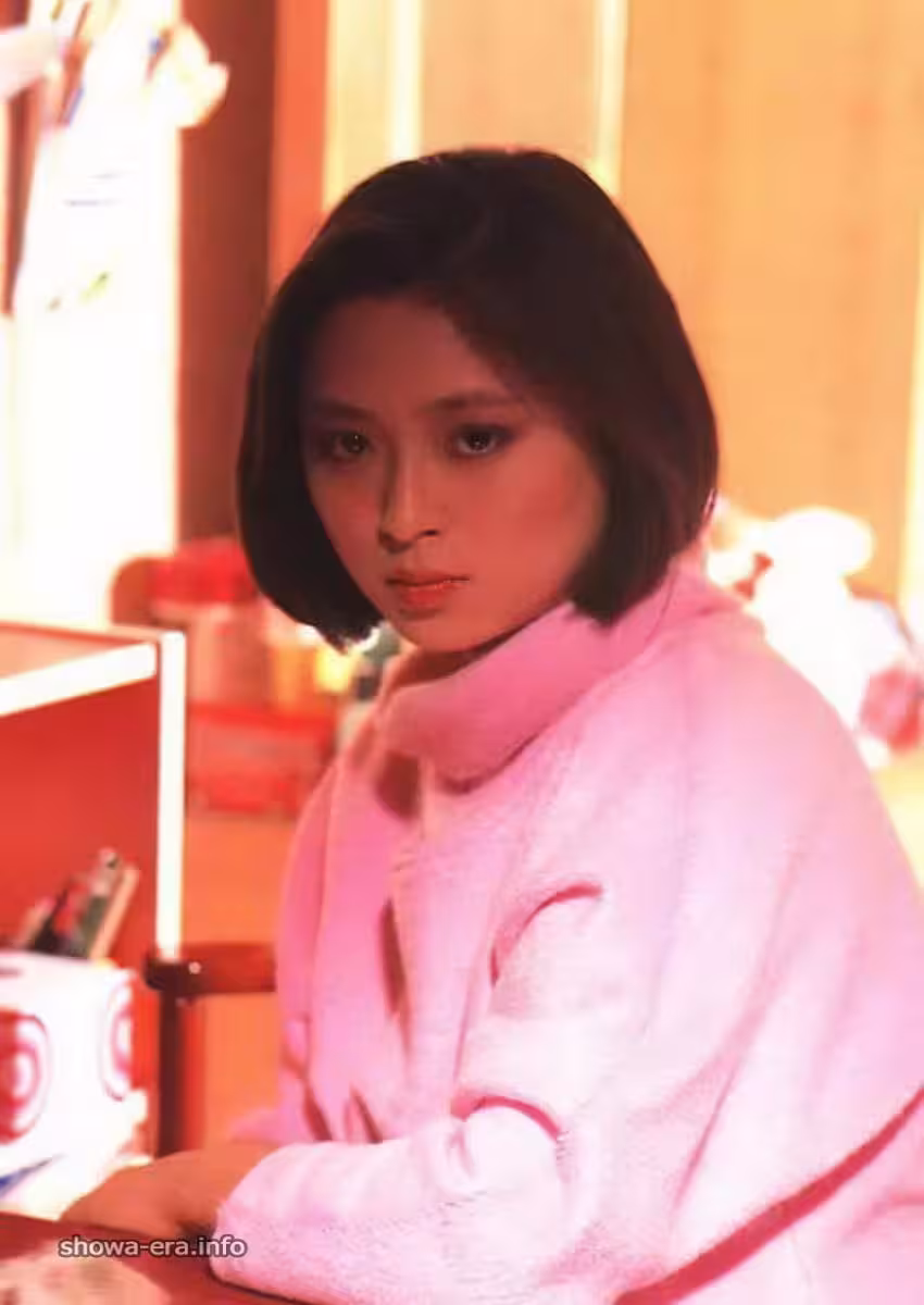 Porn star in Ura-Books 愛人願望貓目少女 (58P)