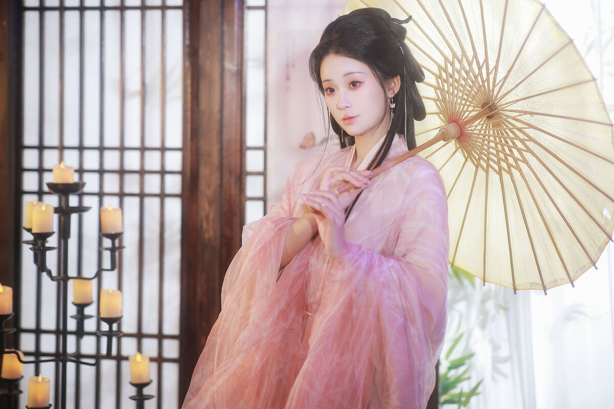 YiTuYu艺图语 Vol.8415 Jennie (30P)